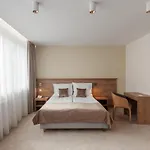 W Sercu Krakowa 아파트호텔 4*