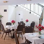 W Sercu Krakowa Aparthotel 4*