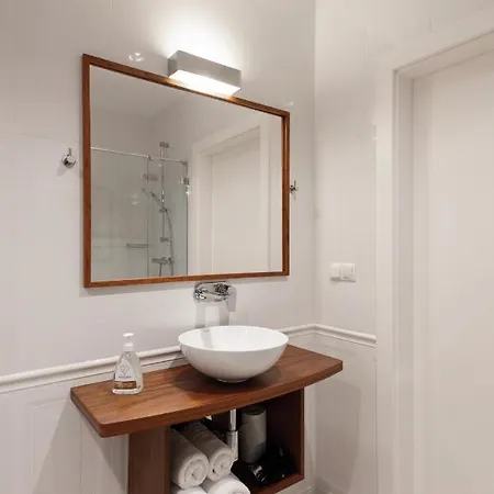 W Sercu Krakowa Aparthotel 4*