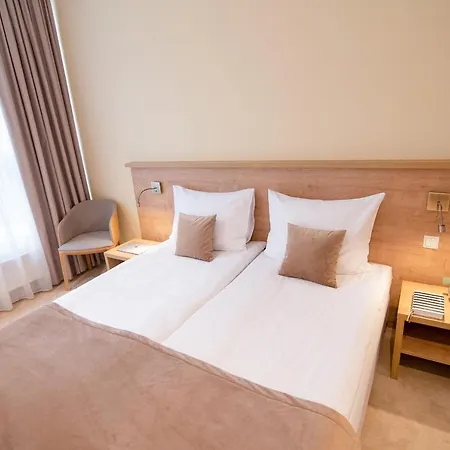 Apart-hotel W Sercu Krakowa 4*