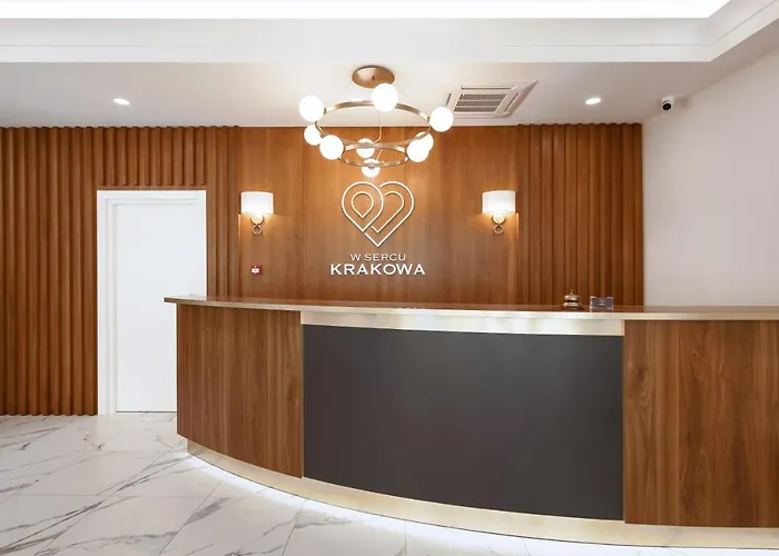 W Sercu Krakowa 公寓式酒店 4*
